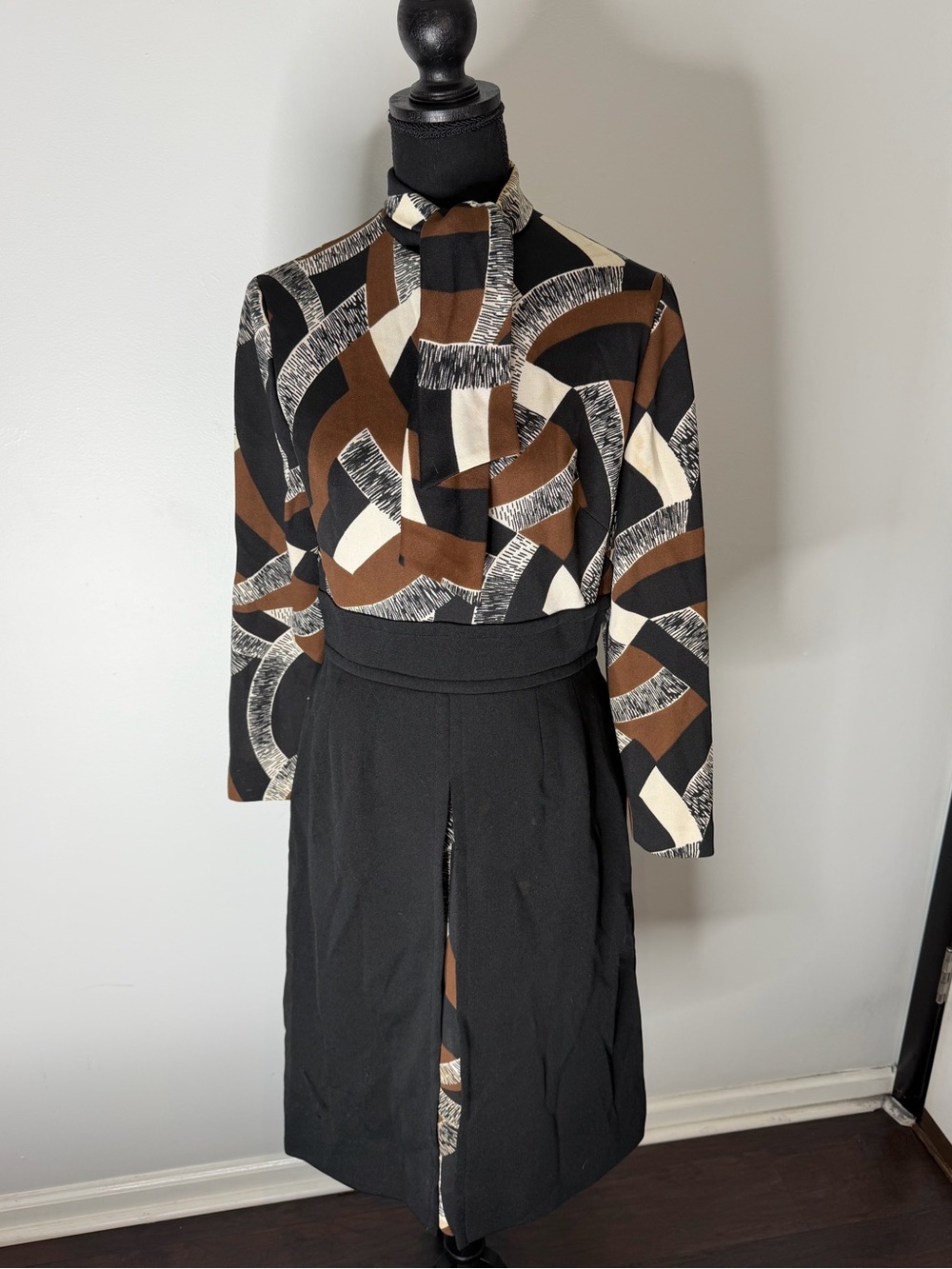 VTG Vintage Leslie Fay Geometric Print Black and Brown Women’s Dress - Small